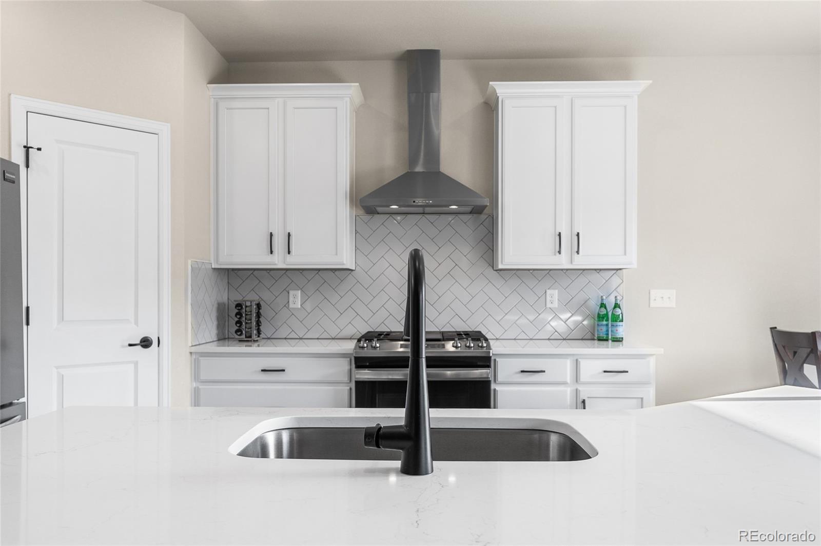 MLS Image #14 for 1415 s sunfield drive,milliken, Colorado