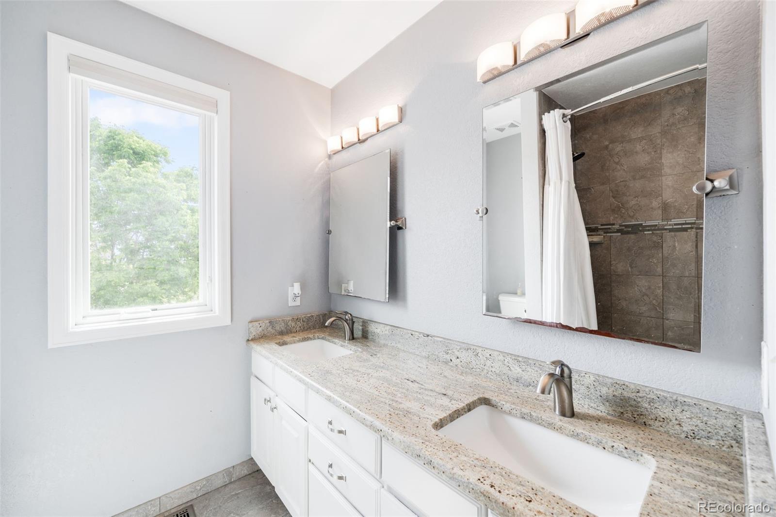 MLS Image #18 for 7038  russell court,arvada, Colorado