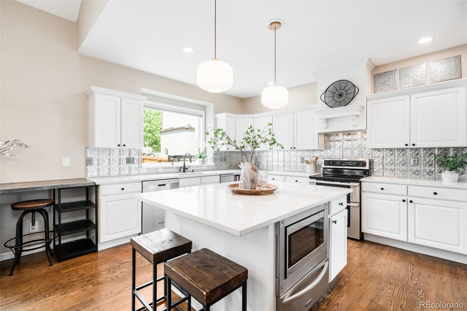 MLS Image #3 for 7038  russell court,arvada, Colorado