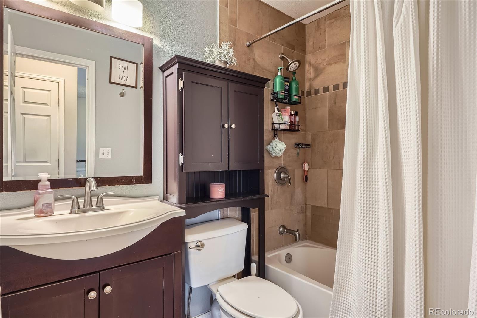 MLS Image #12 for 6592 s cody way,littleton, Colorado
