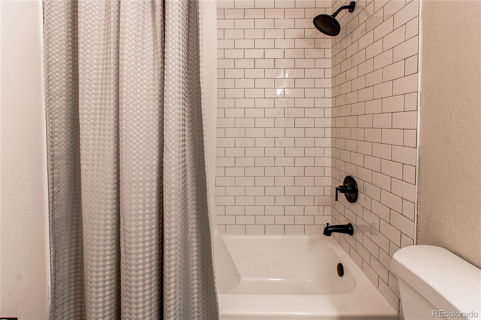 MLS Image #10 for 3663 s sheridan boulevard,denver, Colorado