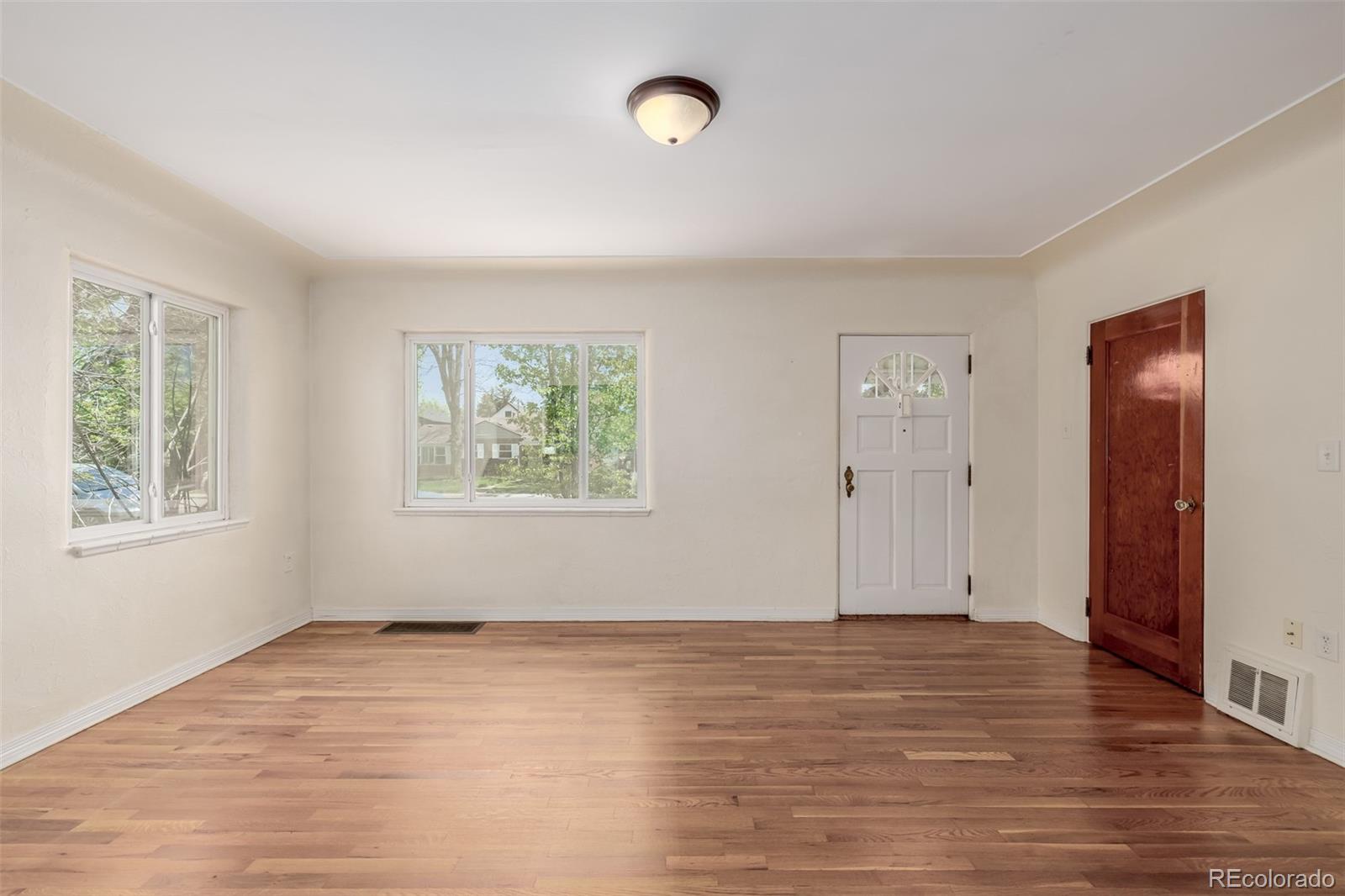 MLS Image #2 for 4433 s washington street,englewood, Colorado