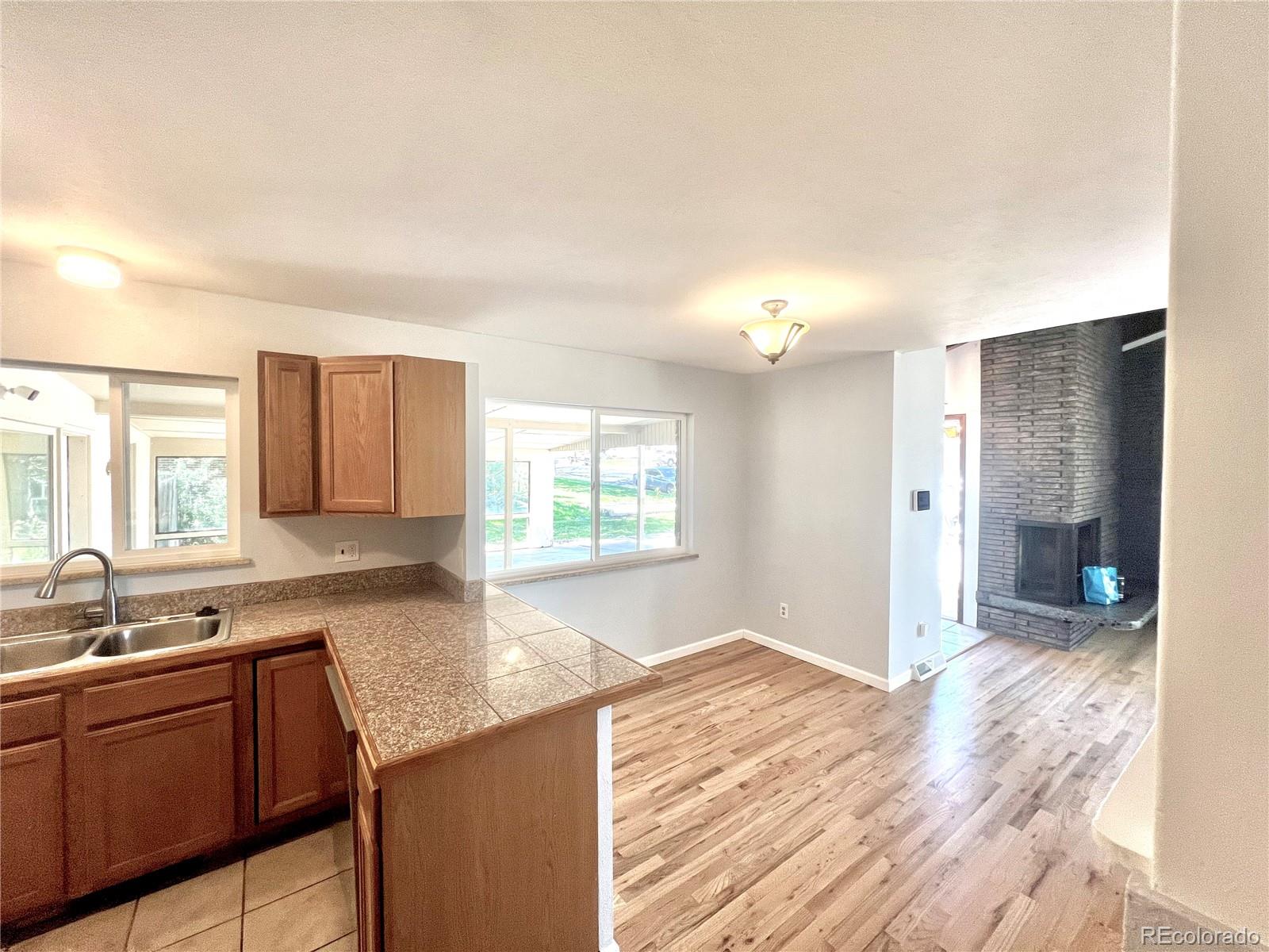 MLS Image #3 for 414 s nelson street,lakewood, Colorado