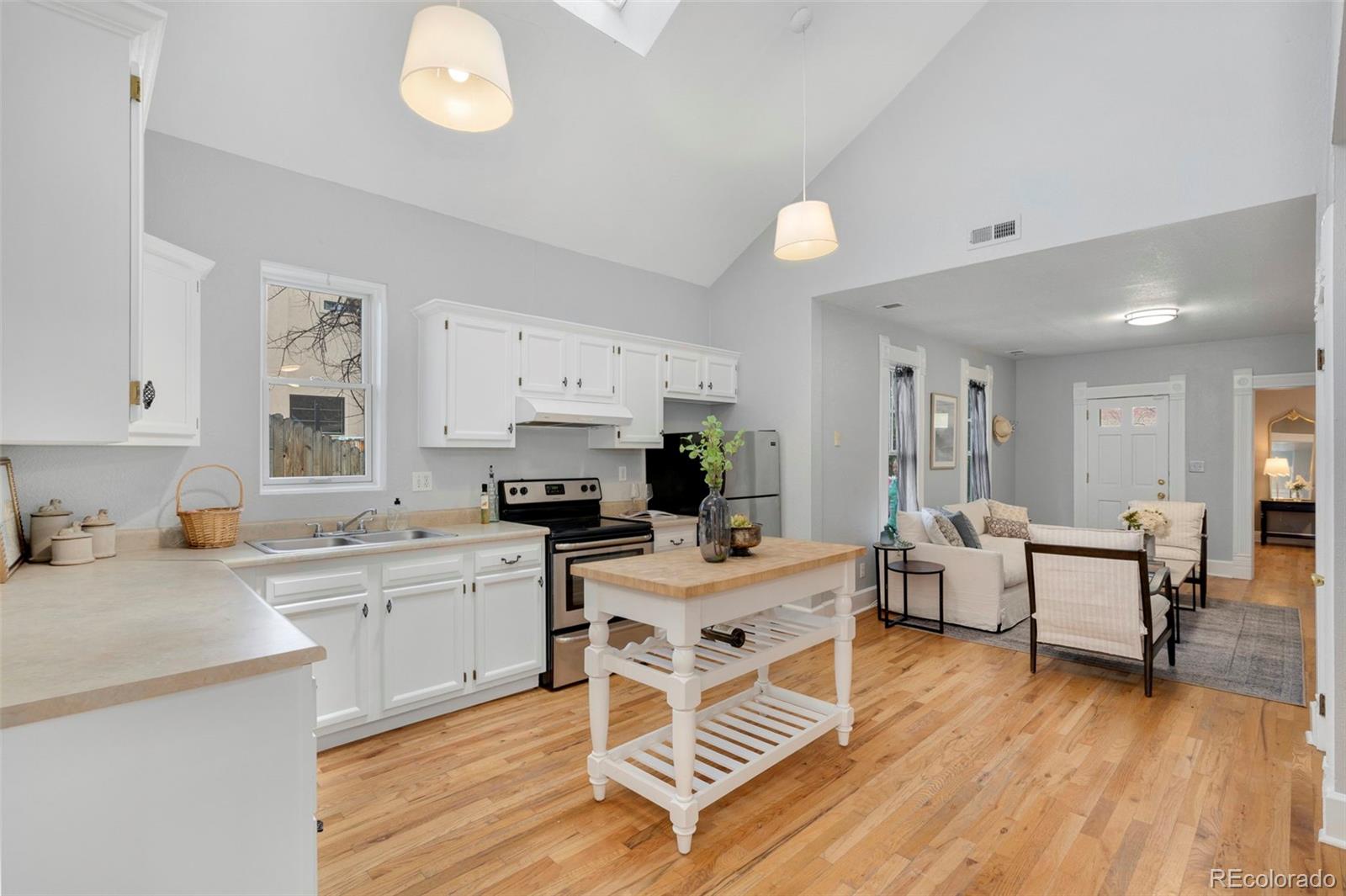 MLS Image #10 for 3333 w hayward place,denver, Colorado