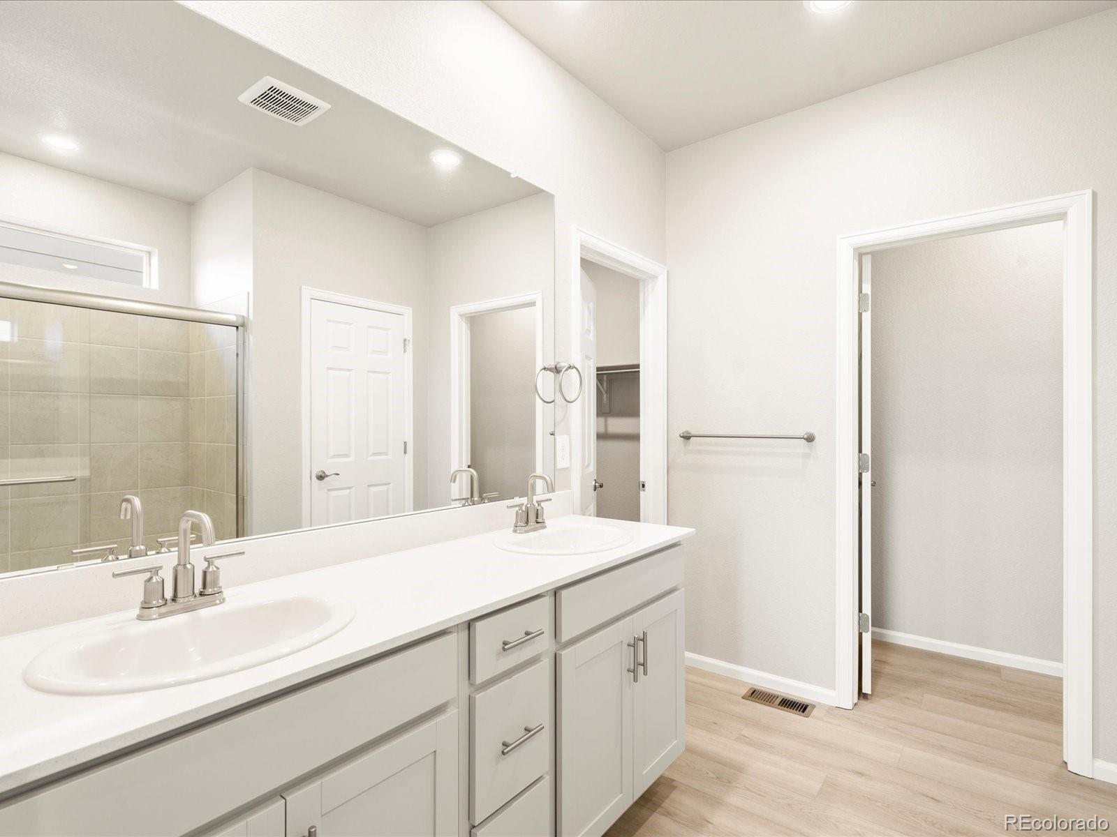 MLS Image #26 for 24088 e atlantic place,aurora, Colorado