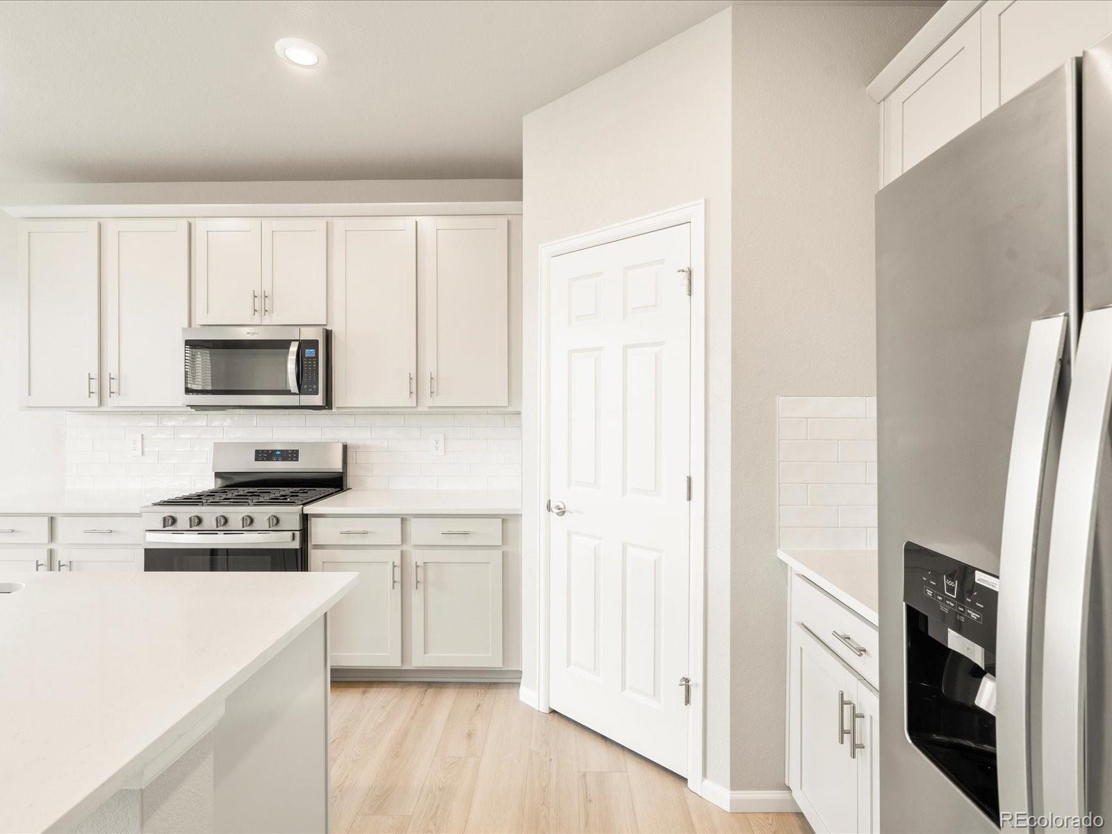 MLS Image #5 for 24088 e atlantic place,aurora, Colorado
