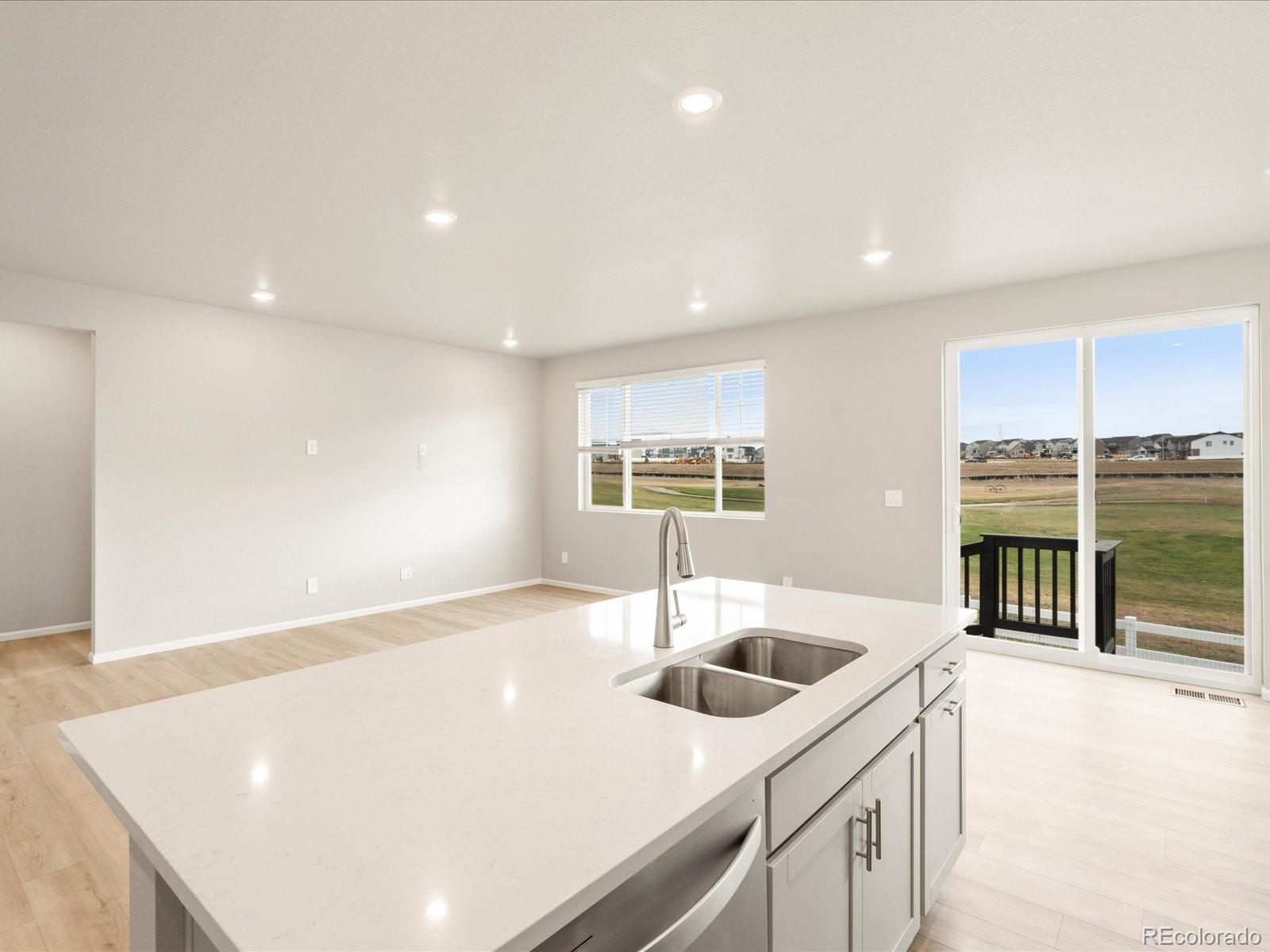 MLS Image #6 for 24088 e atlantic place,aurora, Colorado