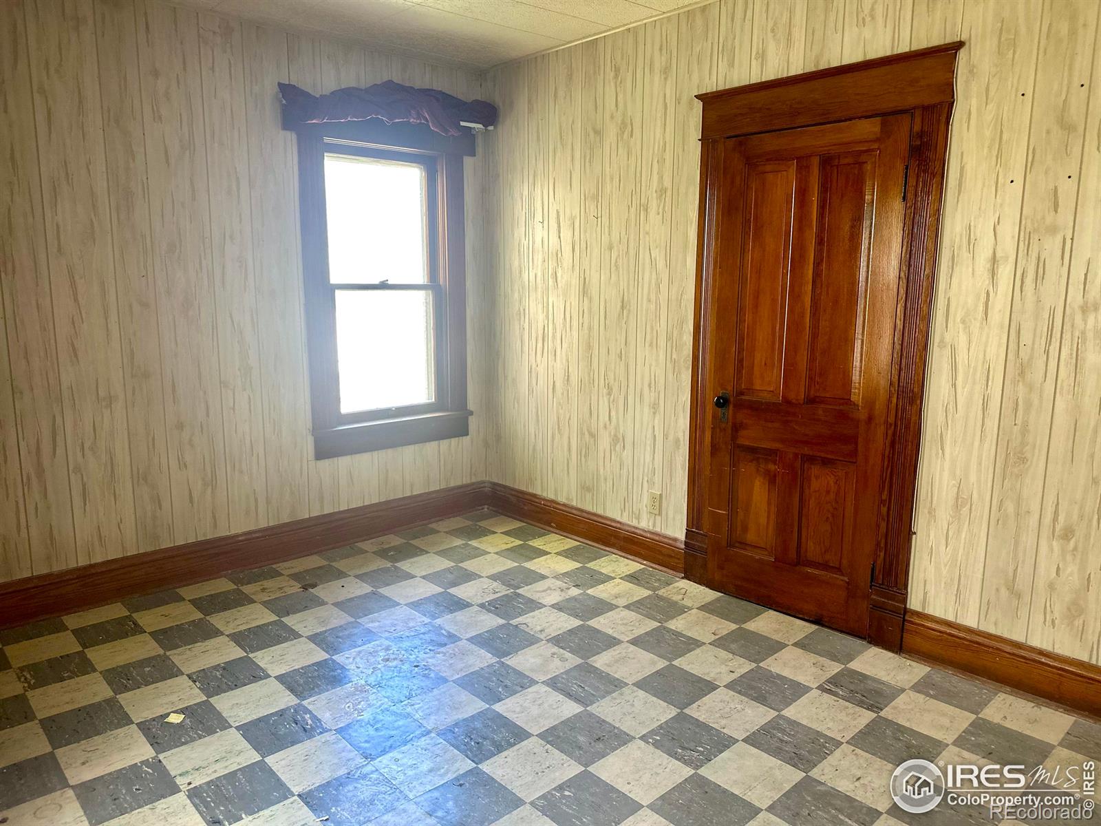 MLS Image #17 for 525  gay street,longmont, Colorado