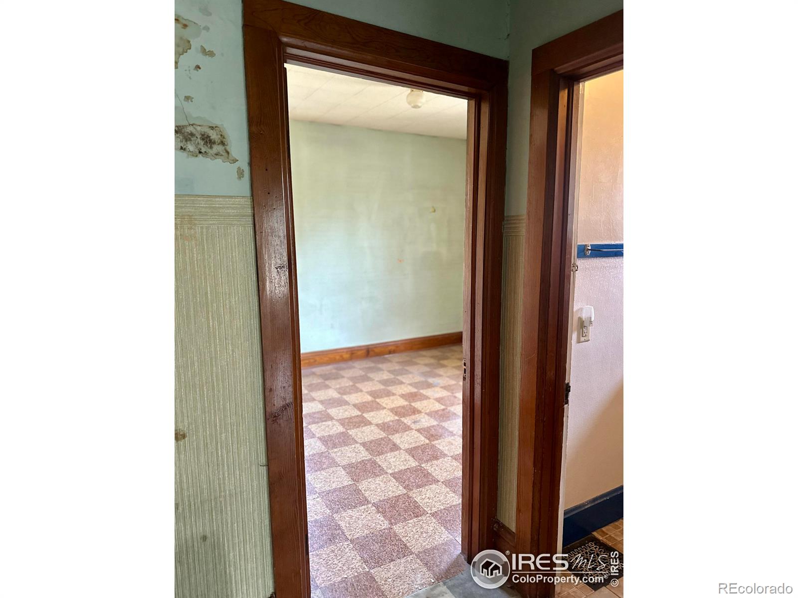 MLS Image #29 for 525  gay street,longmont, Colorado