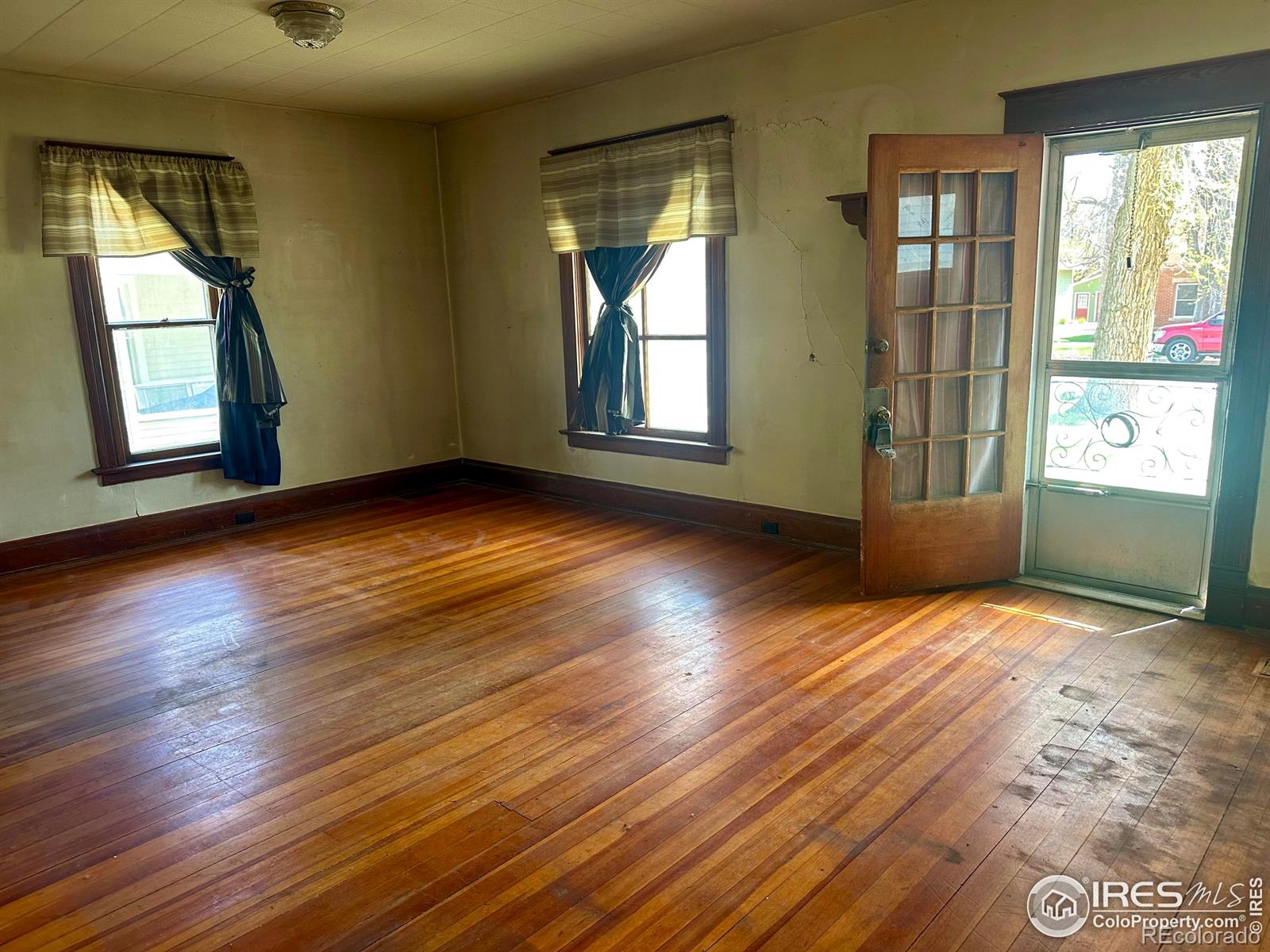 MLS Image #6 for 525  gay street,longmont, Colorado