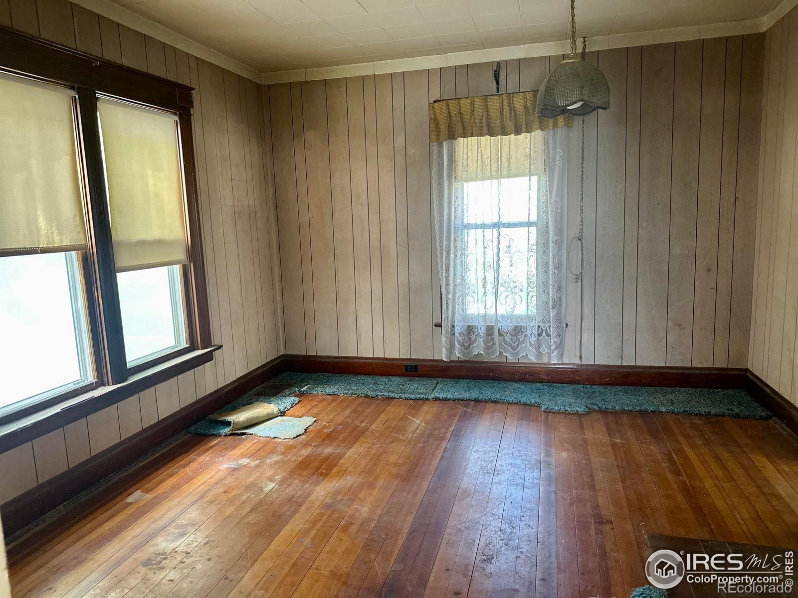 MLS Image #8 for 525  gay street,longmont, Colorado