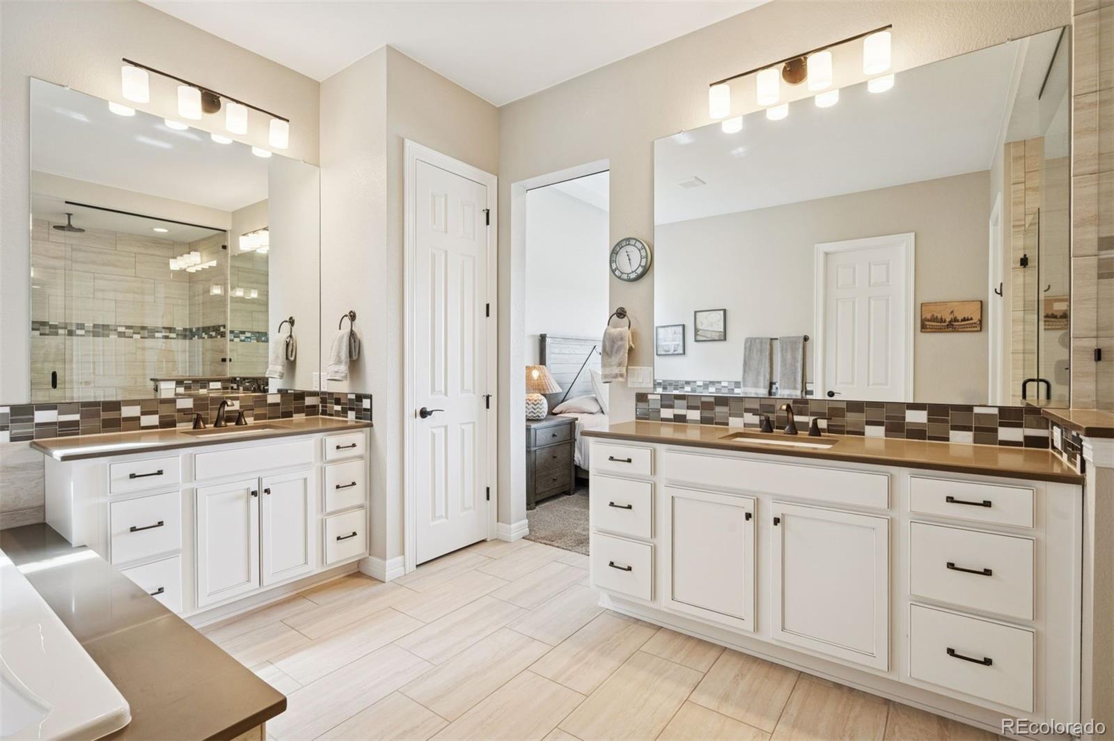 MLS Image #20 for 8621 s de gaulle court,aurora, Colorado