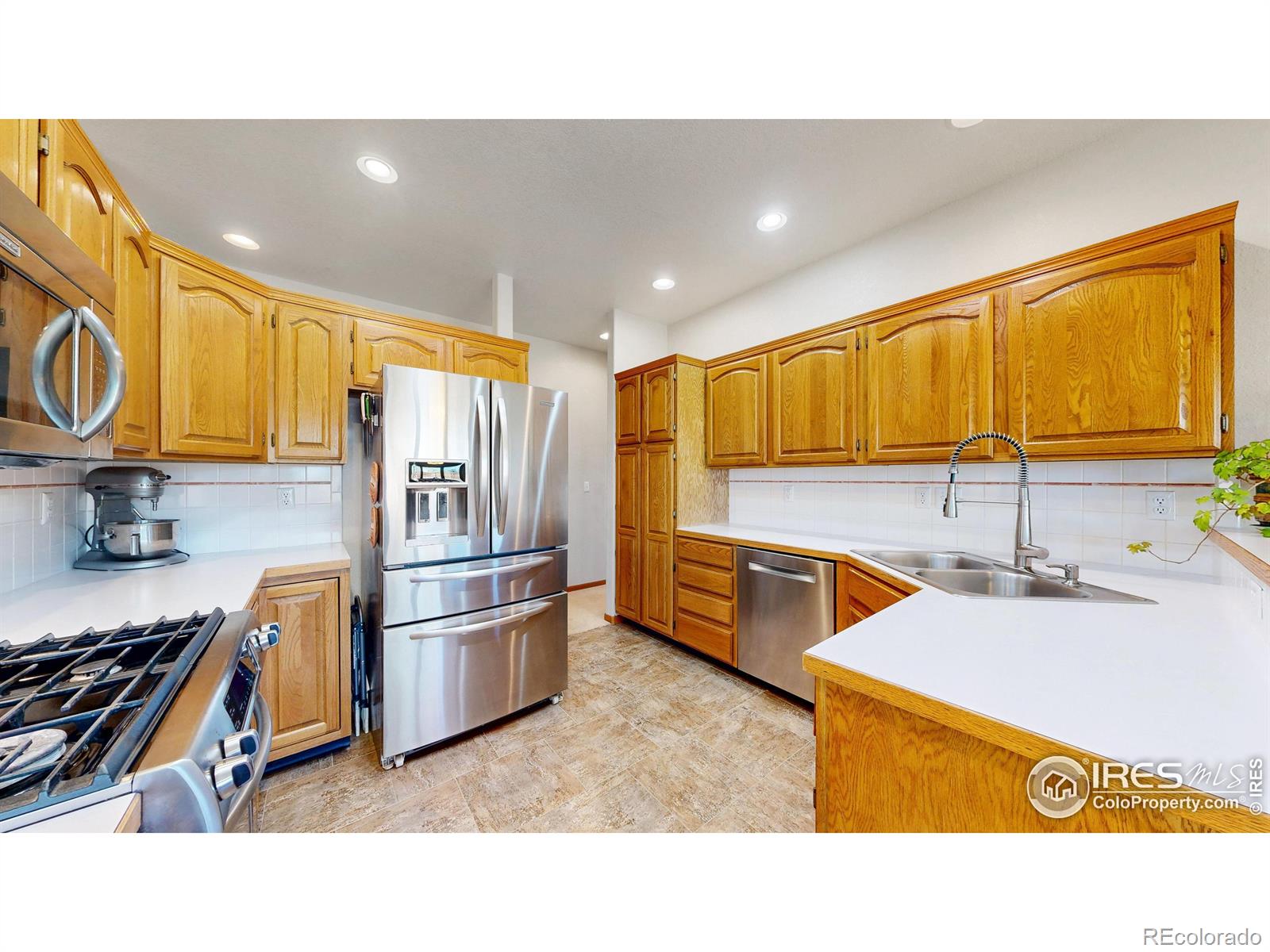 MLS Image #6 for 1437  sanford drive,fort collins, Colorado