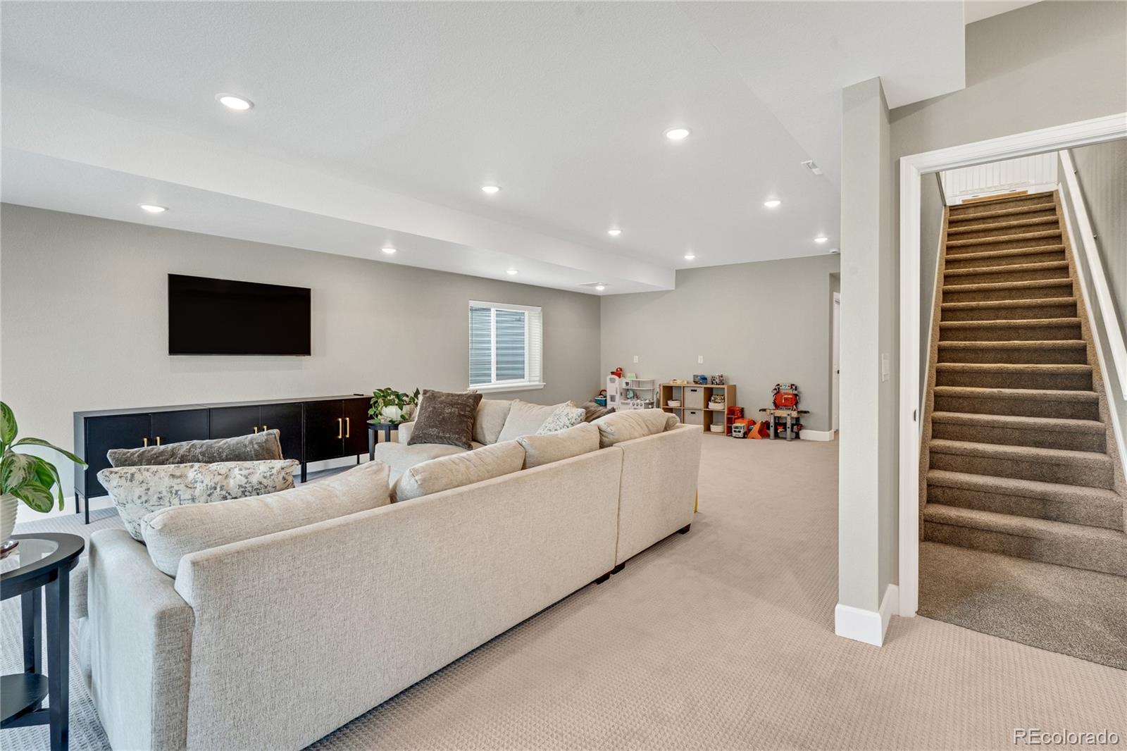MLS Image #30 for 21436 e stanford avenue,aurora, Colorado