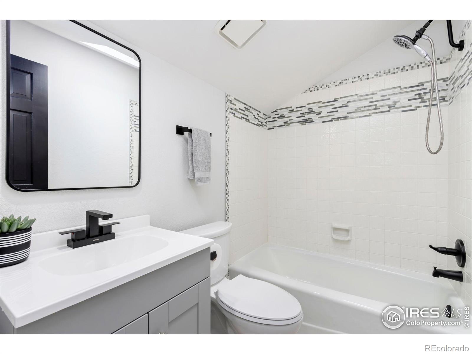 MLS Image #22 for 3306  carlton avenue,fort collins, Colorado