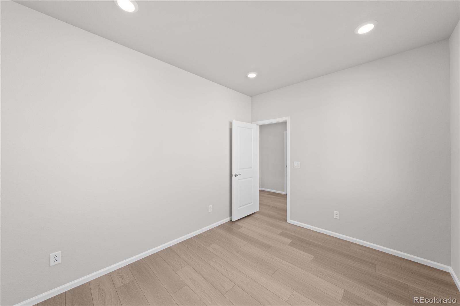MLS Image #11 for 7310  watercress drive,littleton, Colorado