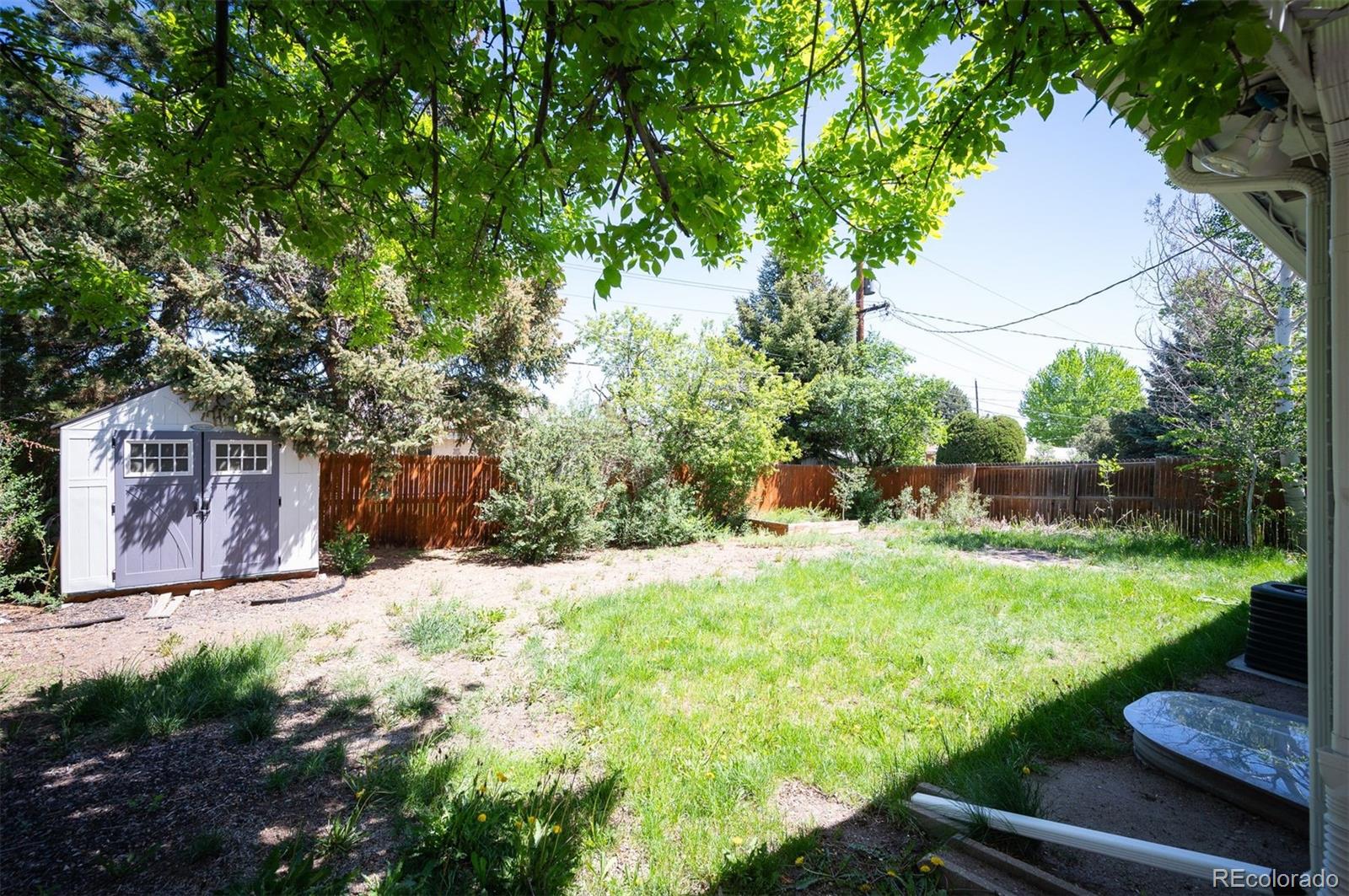 MLS Image #32 for 5523 e utah place,denver, Colorado