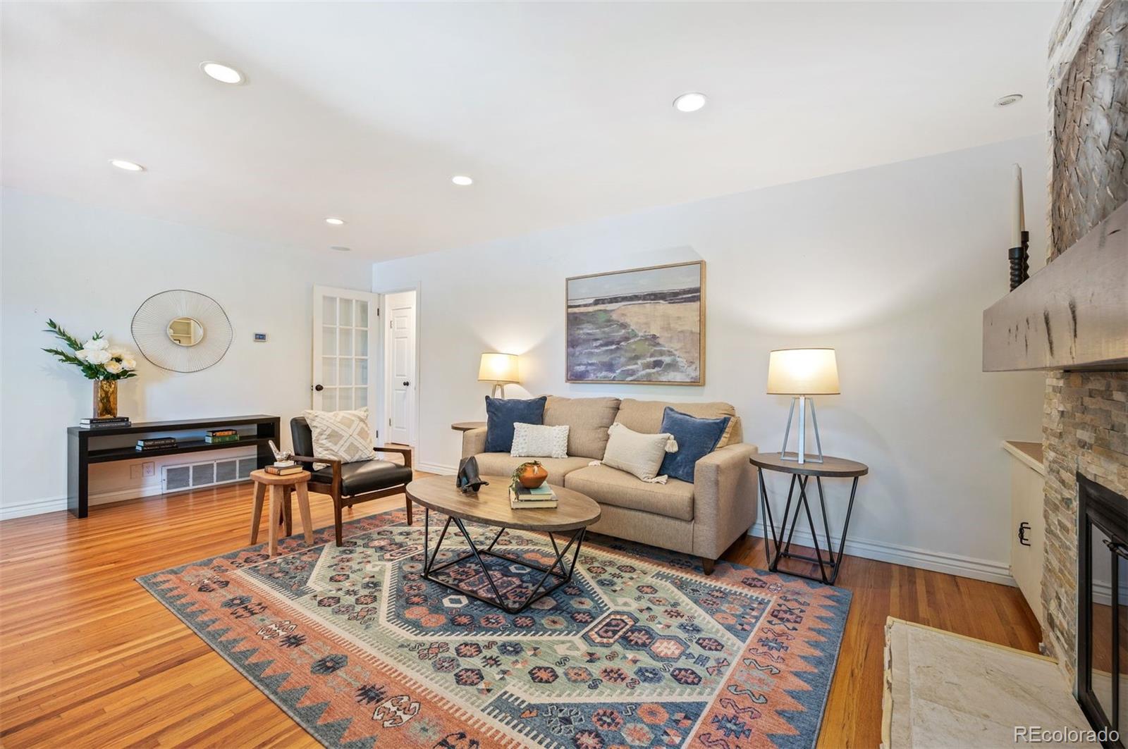 MLS Image #4 for 5523 e utah place,denver, Colorado
