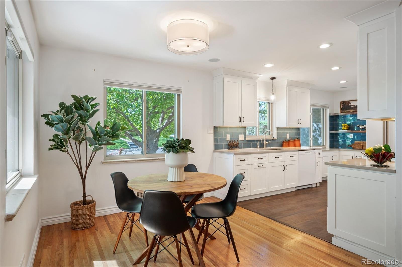 MLS Image #7 for 5523 e utah place,denver, Colorado