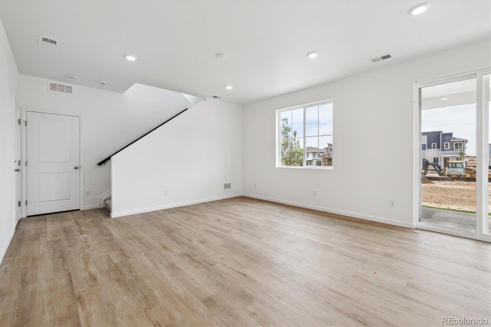 MLS Image #7 for 6636 n nepal street,aurora, Colorado