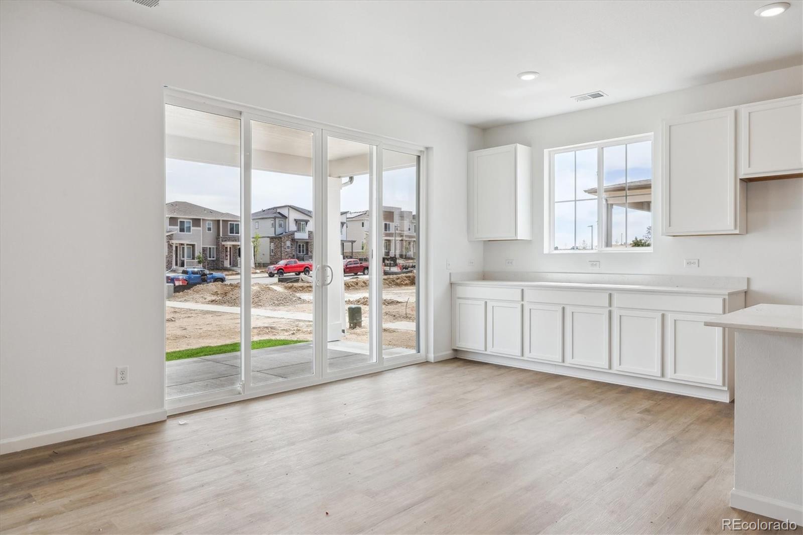 MLS Image #8 for 6636 n nepal street,aurora, Colorado