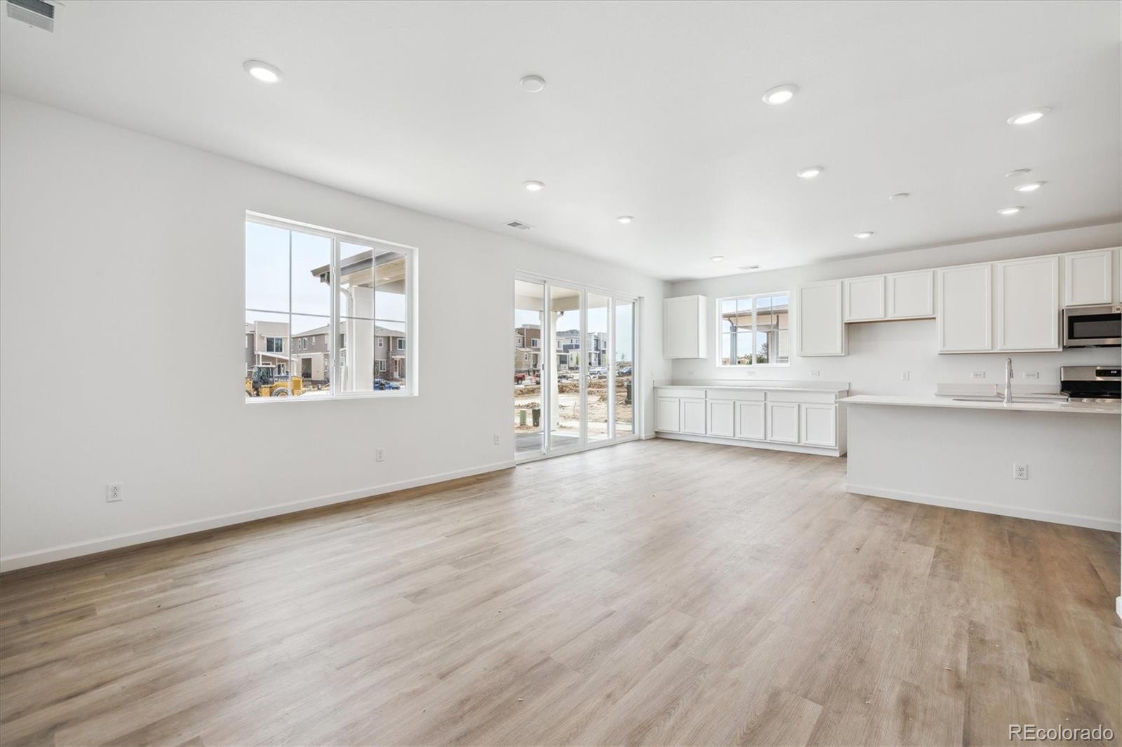 MLS Image #9 for 6636 n nepal street,aurora, Colorado