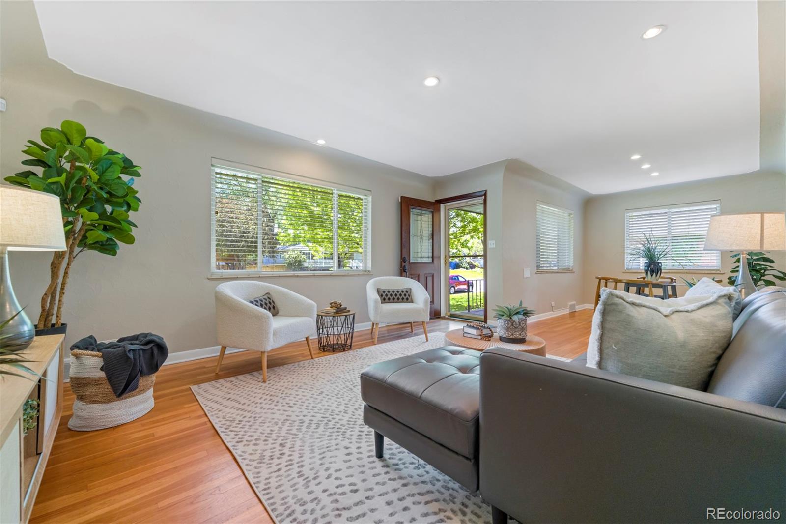 MLS Image #4 for 3245 s high street,englewood, Colorado
