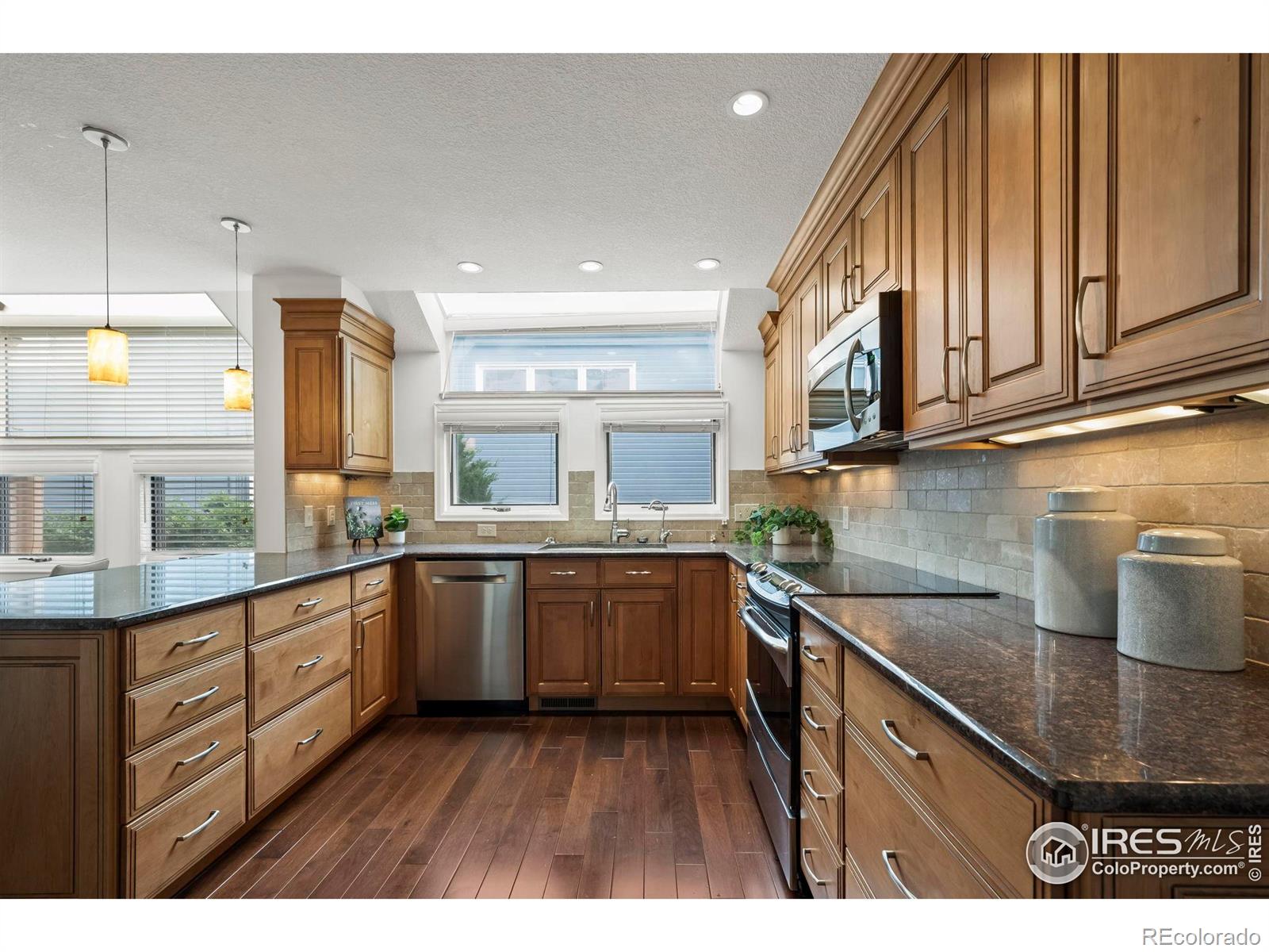MLS Image #13 for 851  racquet lane,boulder, Colorado