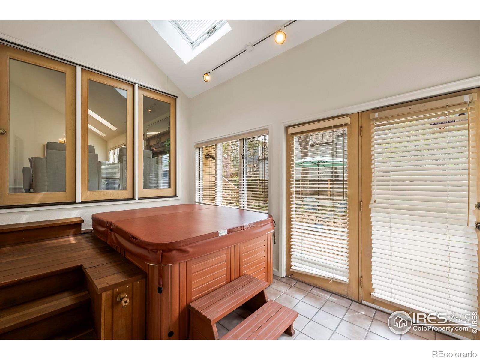 MLS Image #20 for 851  racquet lane,boulder, Colorado