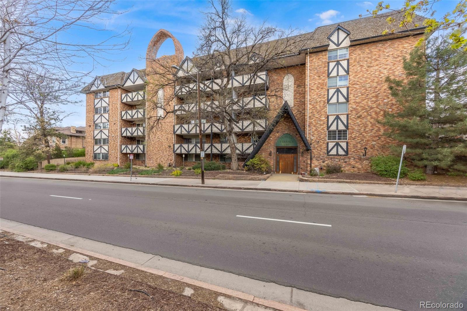 MLS Image #23 for 1350  josephine street 208,denver, Colorado