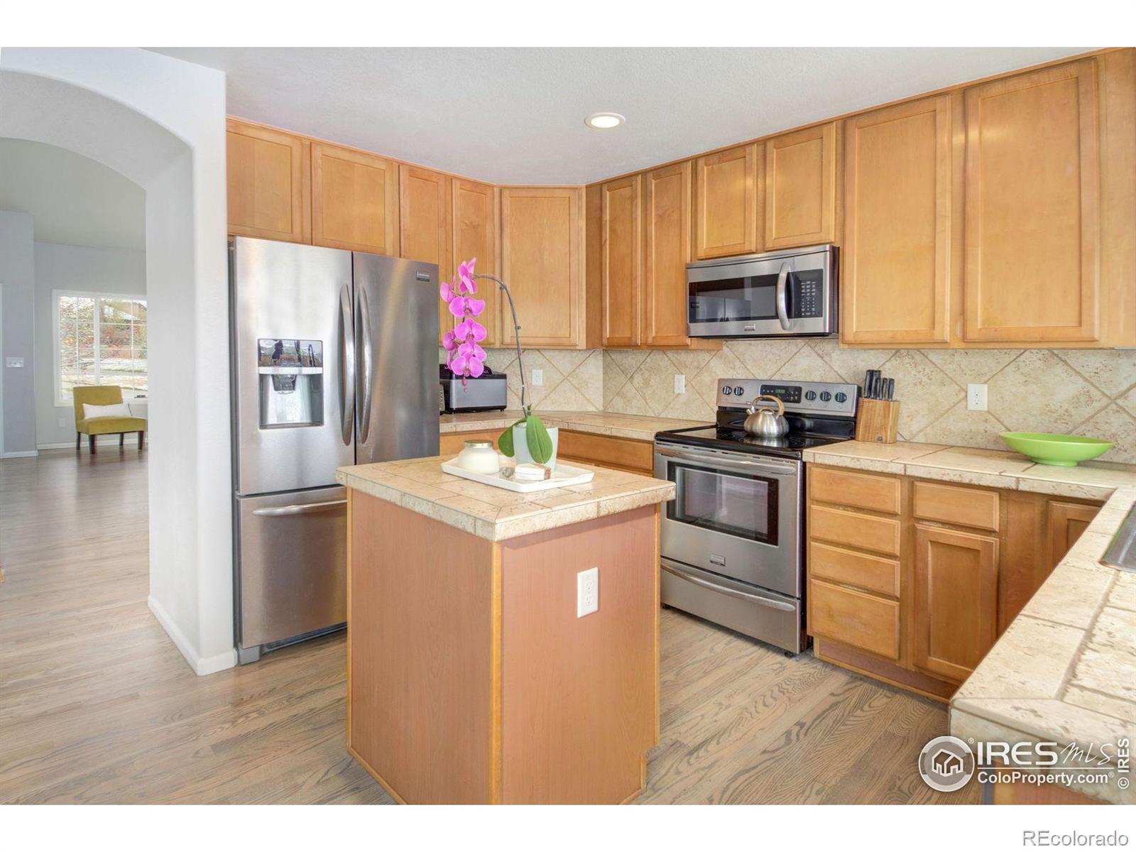 MLS Image #5 for 2279  apple tree place,erie, Colorado