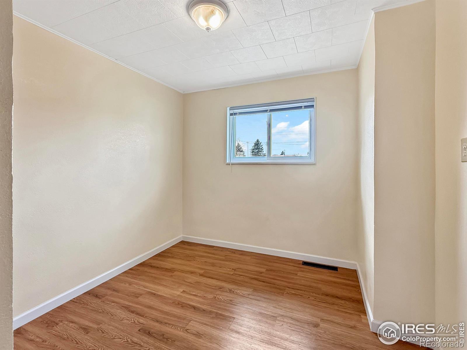 MLS Image #8 for 601  date avenue,akron, Colorado