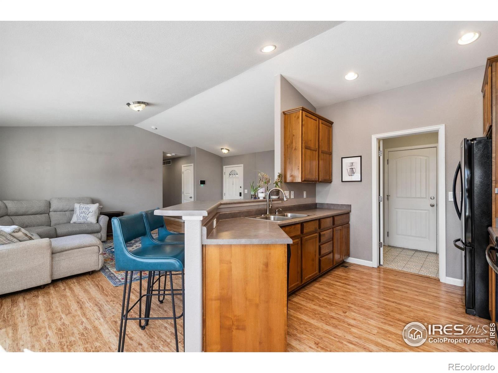 MLS Image #7 for 950  delphinus place,loveland, Colorado