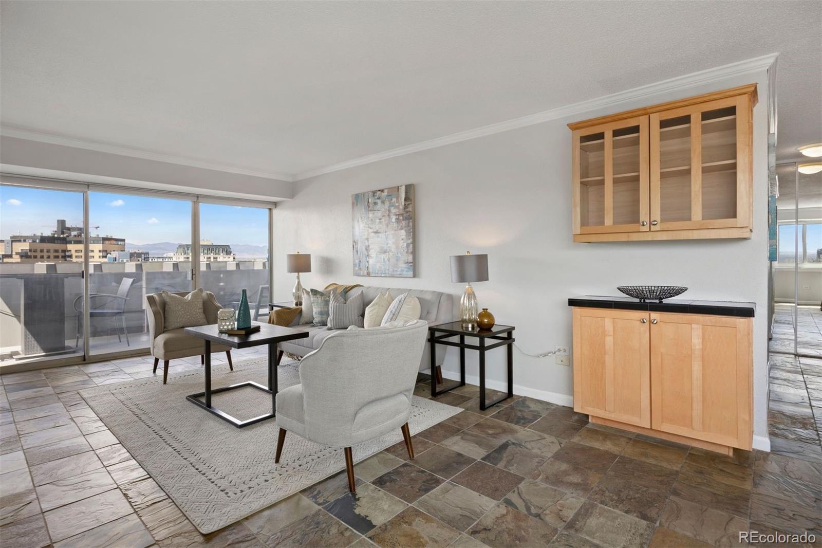 MLS Image #2 for 909 n logan street,denver, Colorado