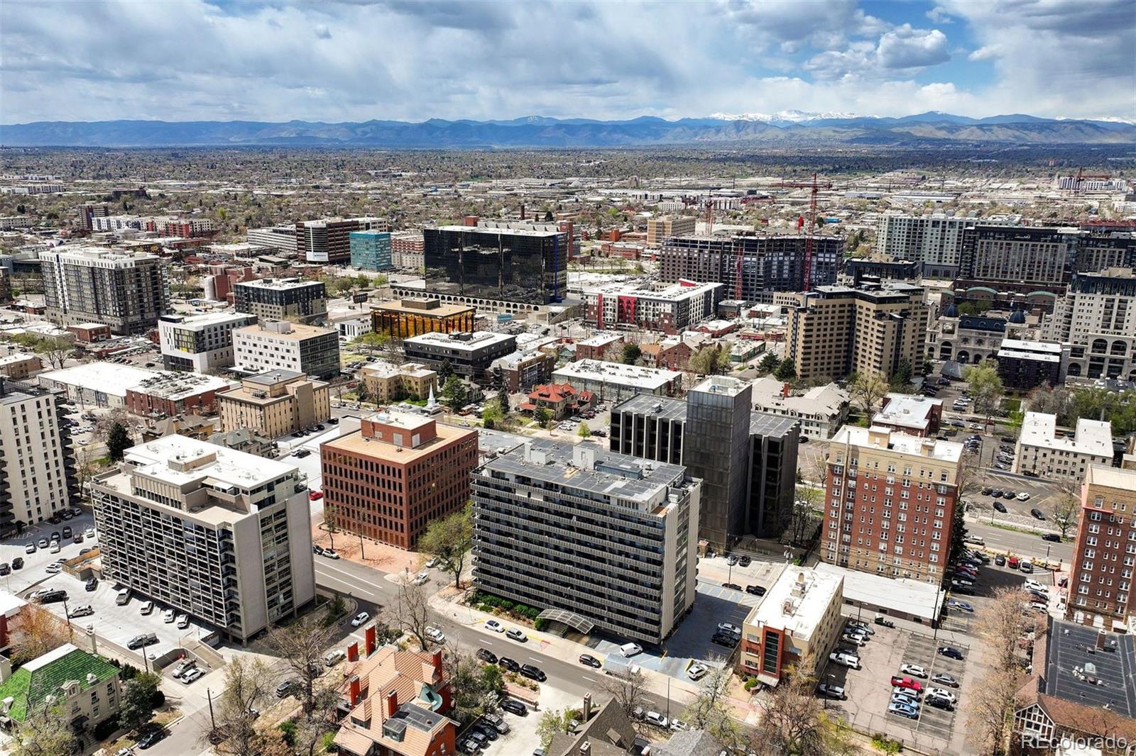 MLS Image #37 for 909 n logan street,denver, Colorado