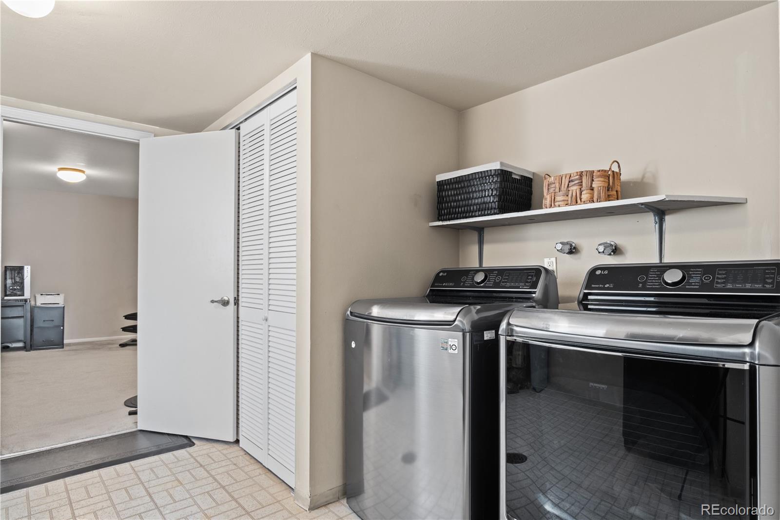 MLS Image #20 for 4323 w ponds circle,littleton, Colorado