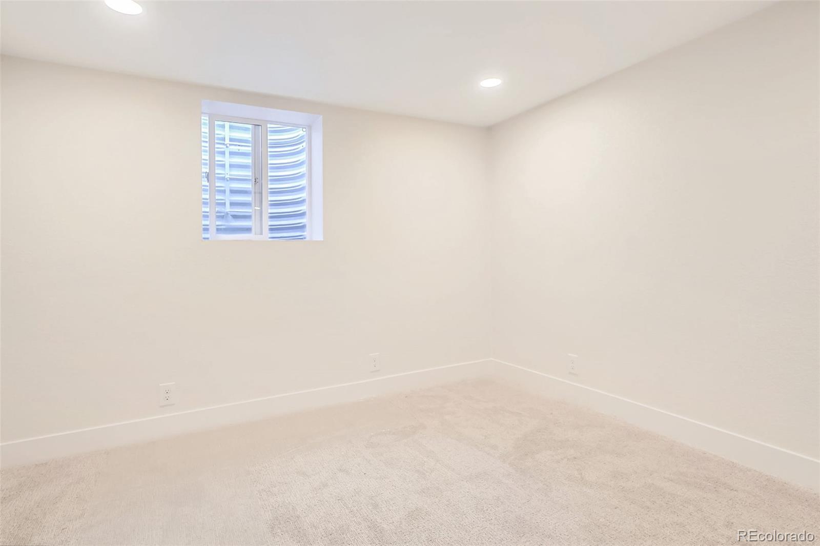 MLS Image #17 for 4350 s delaware street,englewood, Colorado
