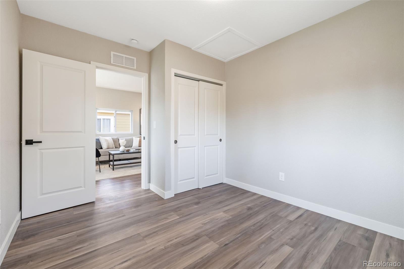 MLS Image #17 for 15  hazel court,denver, Colorado