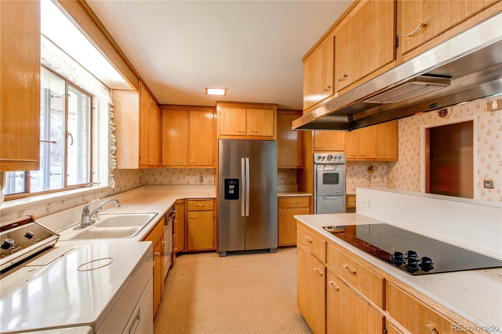 MLS Image #10 for 2081 w ridge road,littleton, Colorado