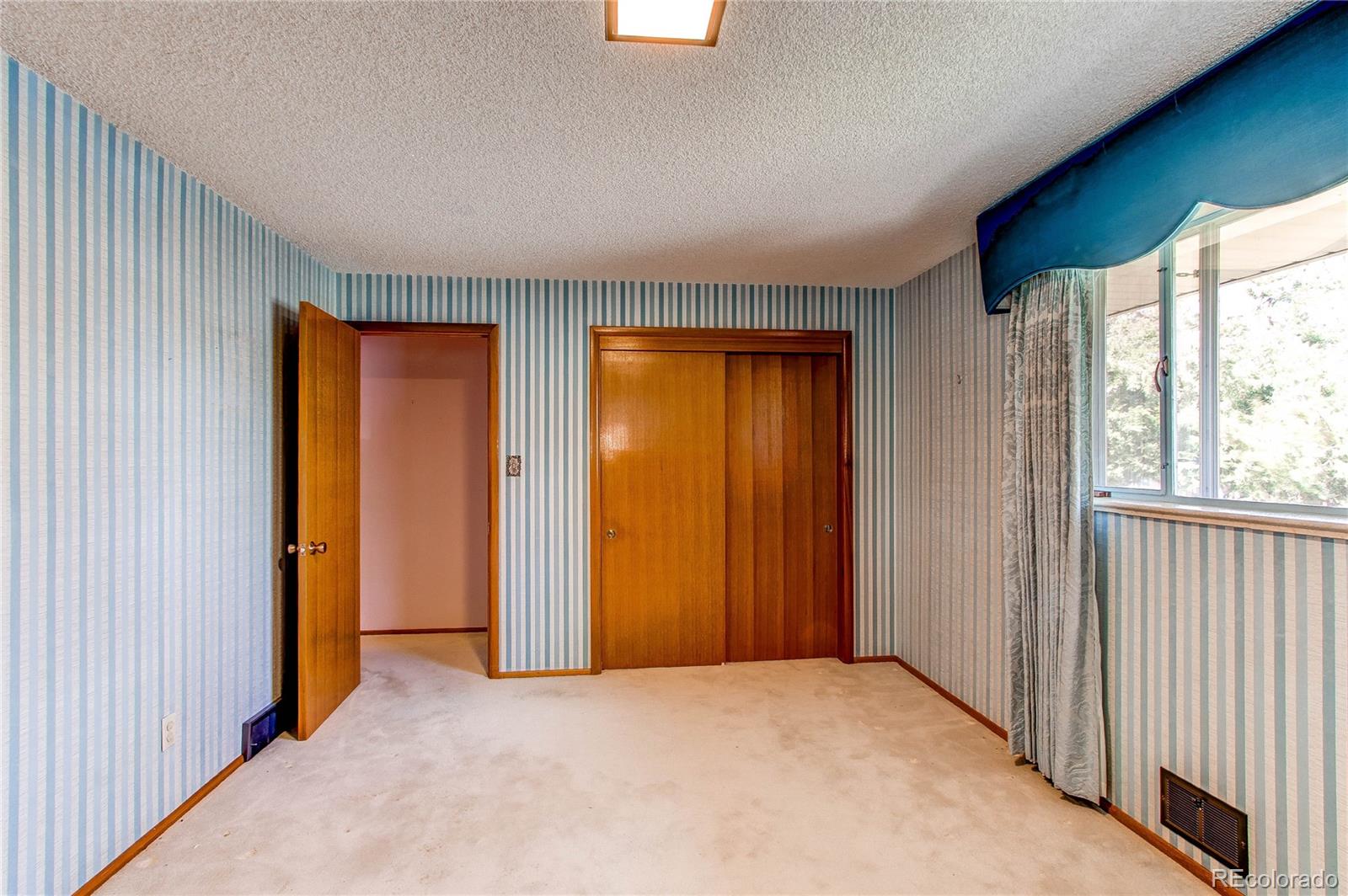 MLS Image #19 for 2081 w ridge road,littleton, Colorado
