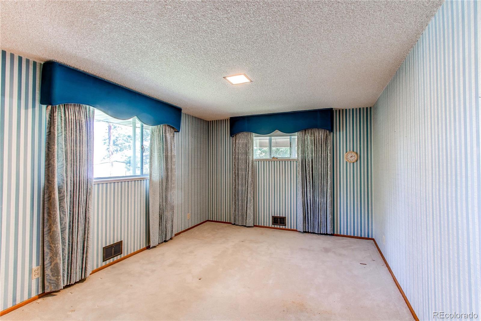 MLS Image #20 for 2081 w ridge road,littleton, Colorado