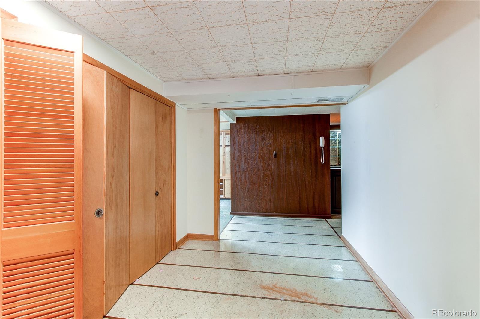 MLS Image #34 for 2081 w ridge road,littleton, Colorado