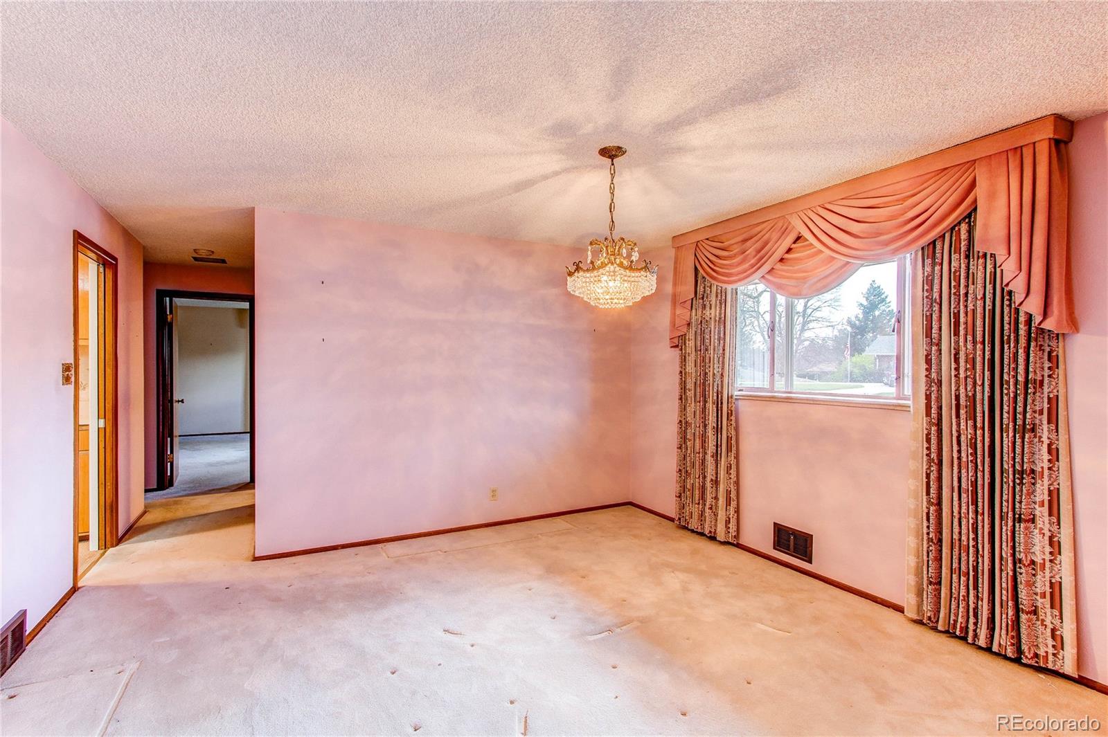 MLS Image #8 for 2081 w ridge road,littleton, Colorado