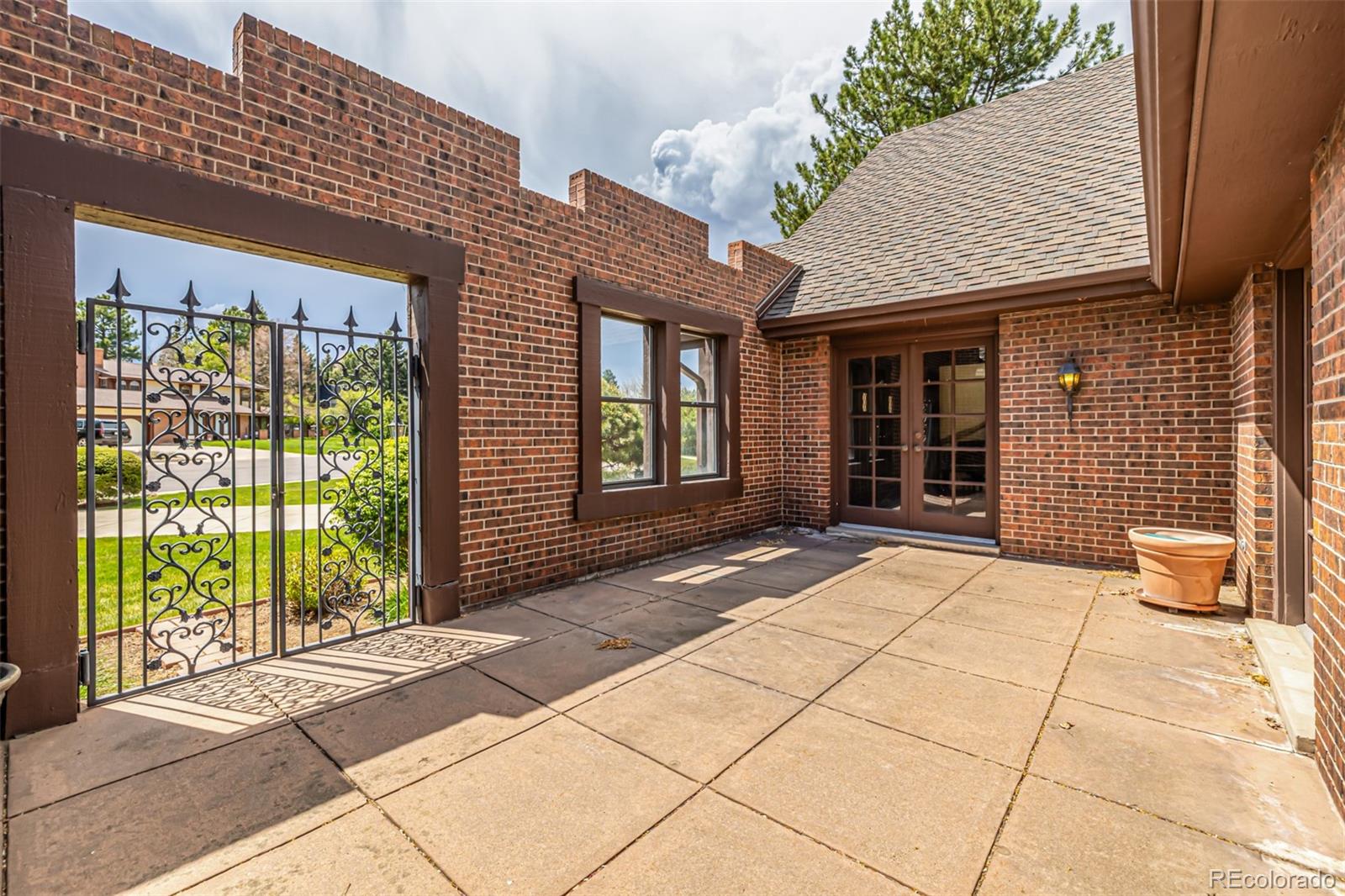 MLS Image #2 for 5365 w princeton drive,denver, Colorado