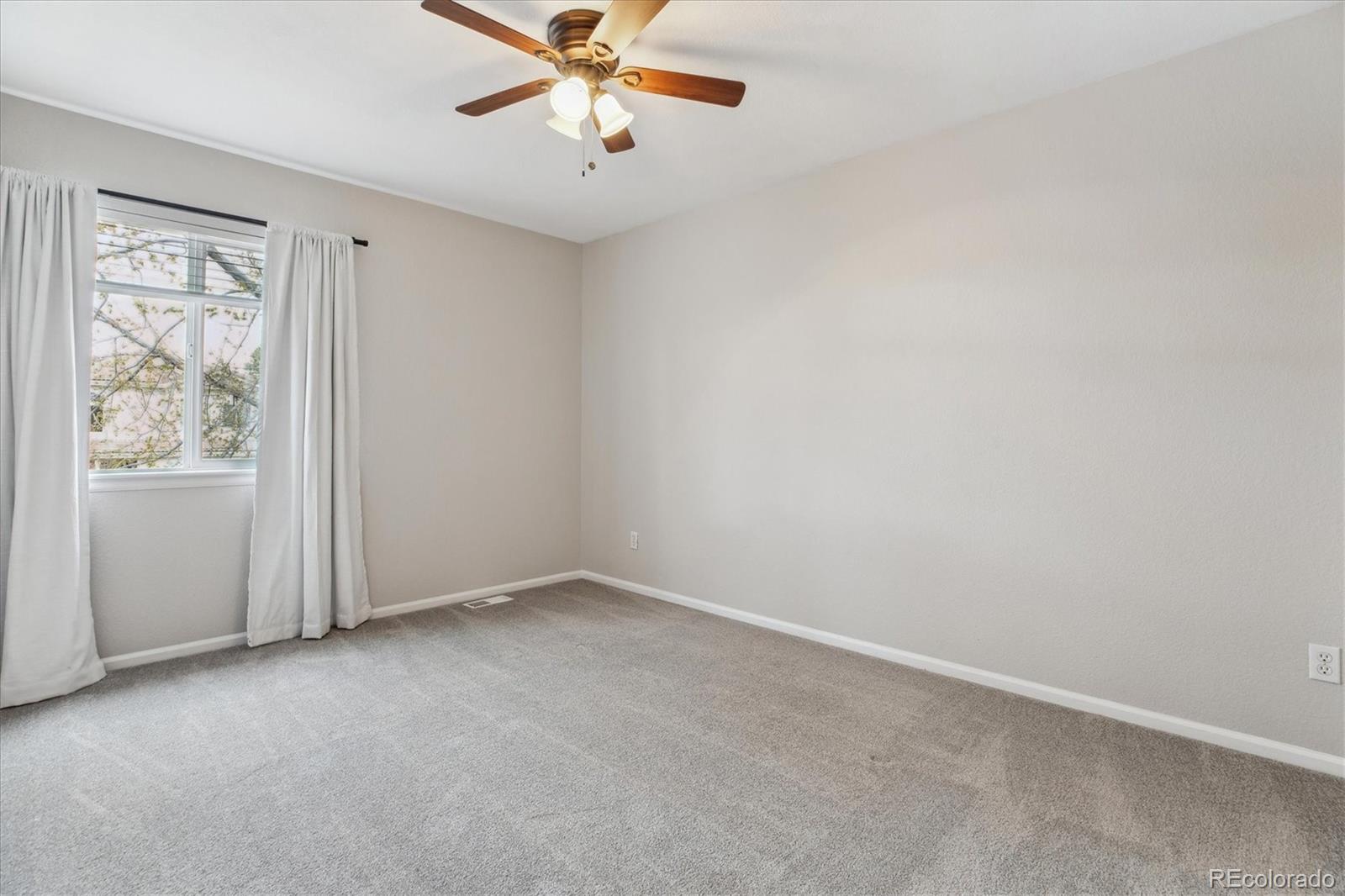MLS Image #16 for 4526  lyndenwood point,highlands ranch, Colorado
