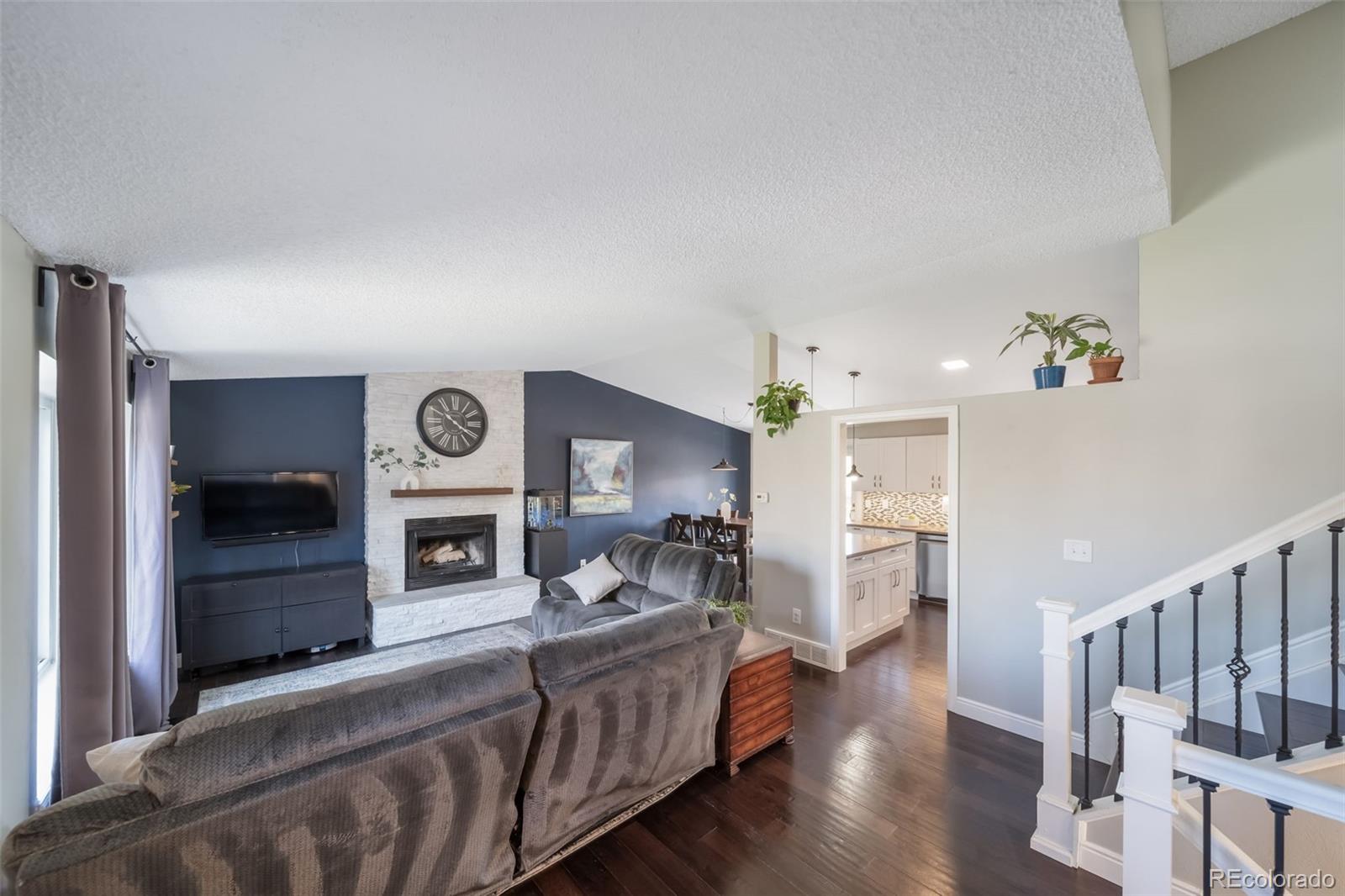 MLS Image #3 for 19127 e oxford drive,aurora, Colorado