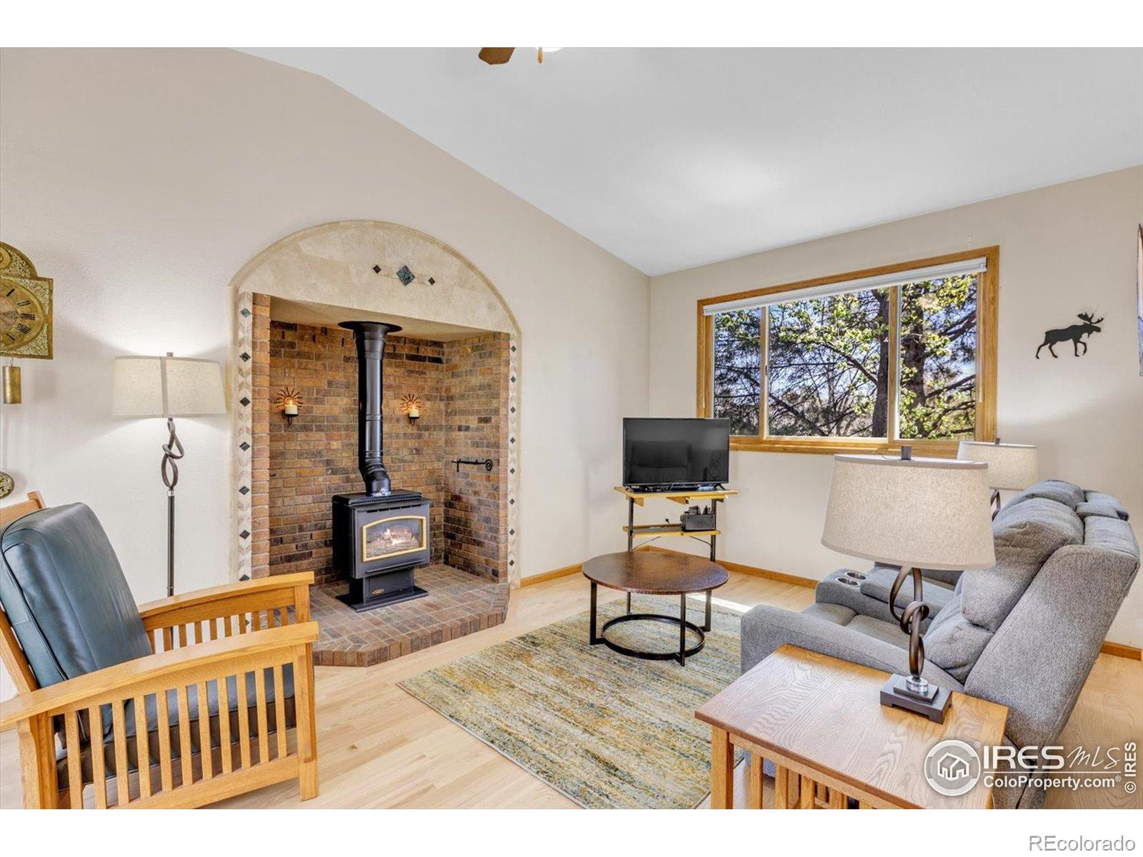 MLS Image #7 for 601  candice court,berthoud, Colorado