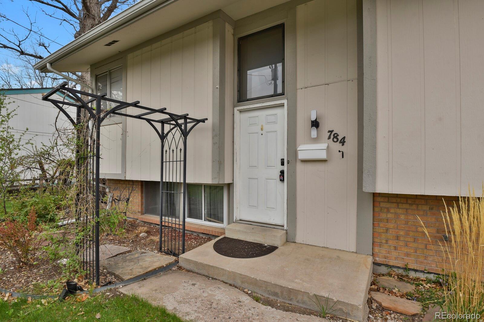 MLS Image #3 for 784 w sterne parkway,littleton, Colorado
