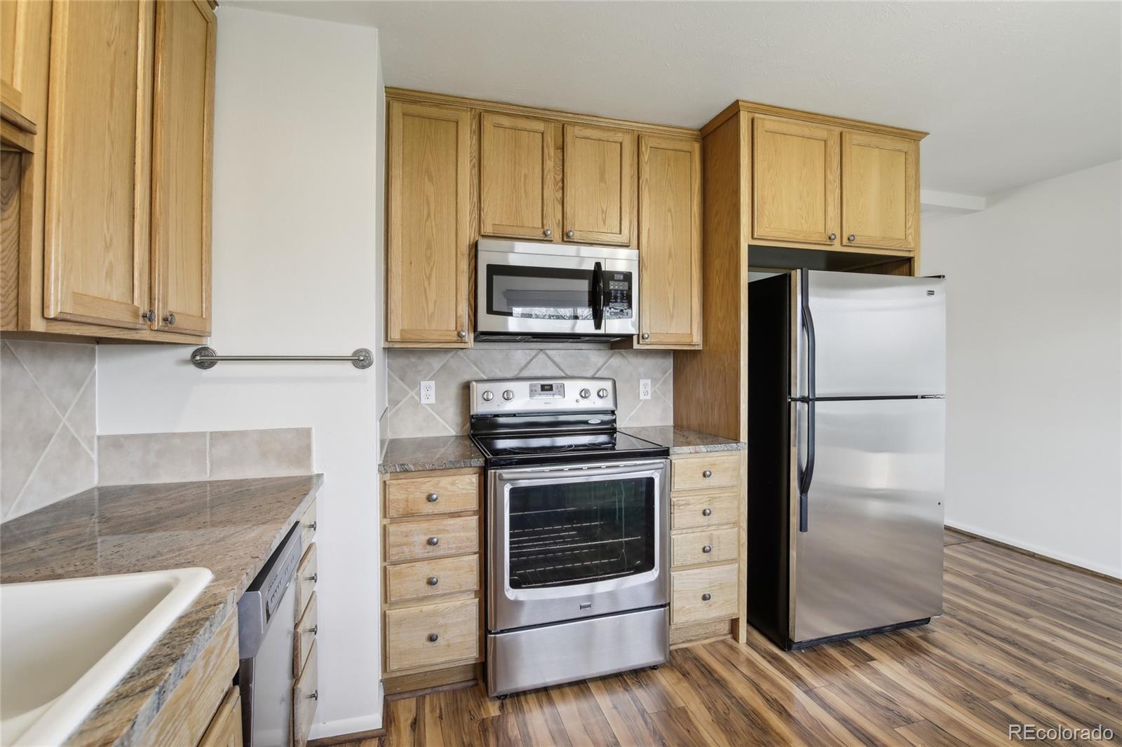 MLS Image #11 for 6520 w 70th avenue,arvada, Colorado
