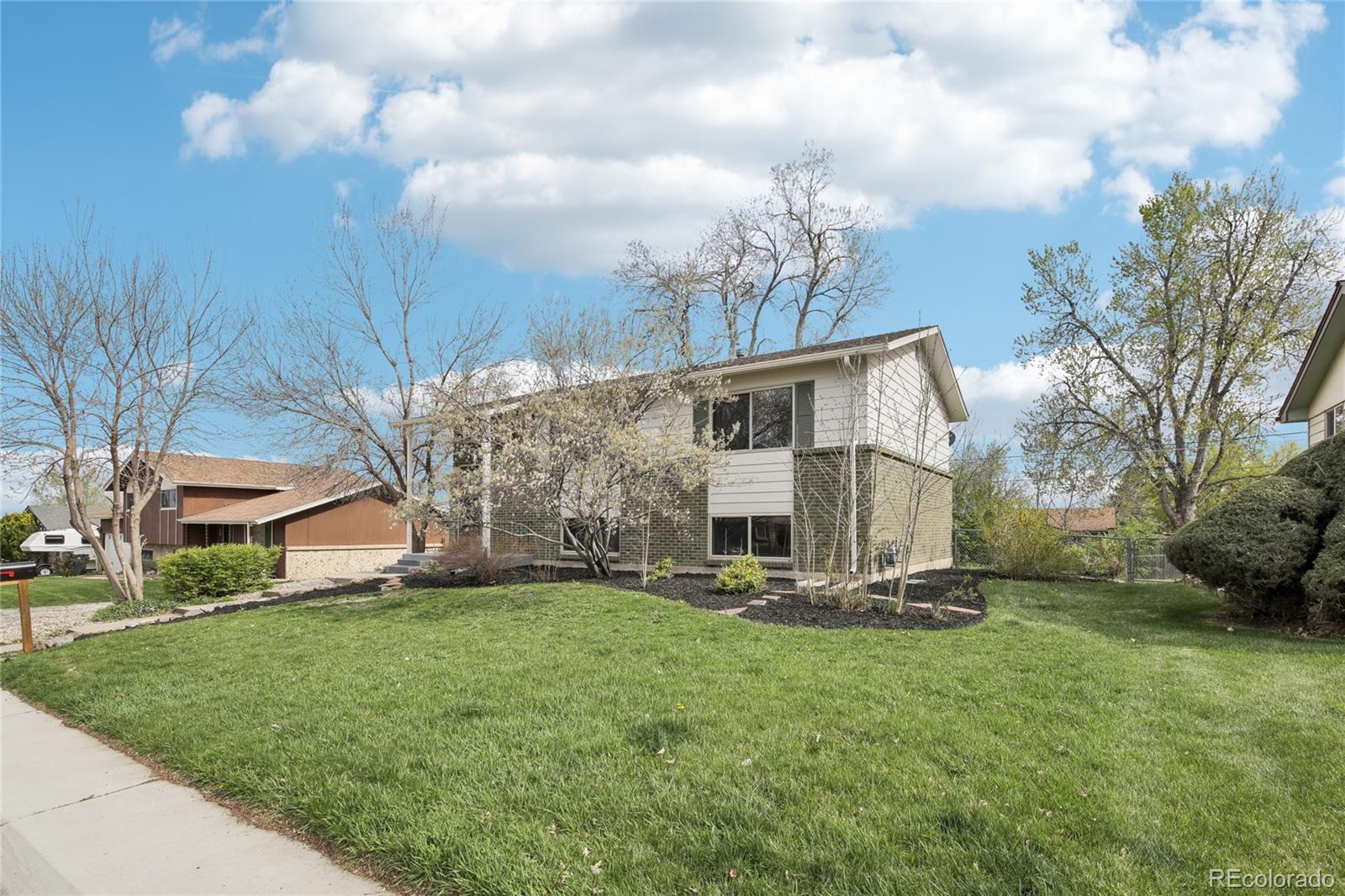 MLS Image #17 for 6520 w 70th avenue,arvada, Colorado